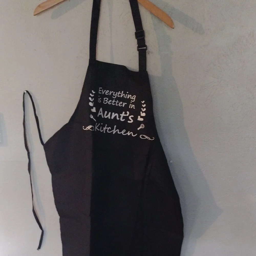 Everything is Better in Aunt's Kitchen Black Apron NWOT OS